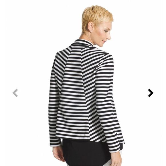 Chico’s navy and white striped blazer - Picture 3 of 10